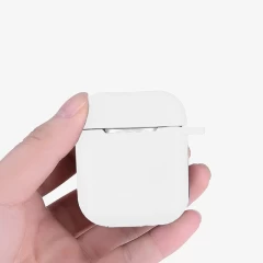 Husa Airpods 1/2 Casey Studios Silicone - Alb Alb