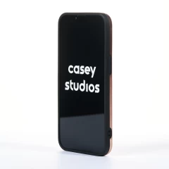 Husa iPhone 13 Pro Casey Studios The New Mona Lisa - Maro Maro