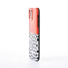 Husa iPhone 11 Pro Max Casey Studios Halfy Half - Multicolor Multicolor