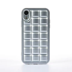 Husa iPhone XR Casey Studios Squared Up - Silver Silver