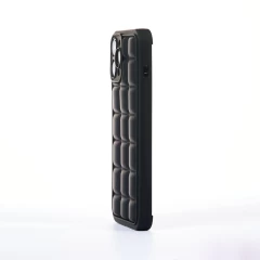 Husa iPhone 13 Pro Max Casey Studios Squared Up - Negru Negru