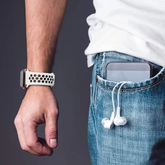 Curea Apple Watch 1/2/3/4/5/6/7/8/SE/Ultra - 42/44/45/49 MM Silicone Sport Loop Casey Studios, din Silicon, cu Perforatii Casey Studios - White/black White/black