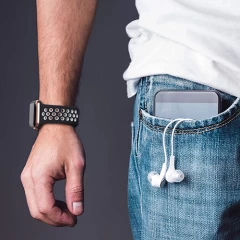 Curea Apple Watch 1/2/3/4/5/6/7/8/SE - 38/40/41 MM Silicone Sport Loop Casey Studios, din Silicon, cu Perforatii Casey Studios - Black/white Black/white